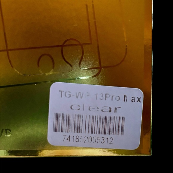 🔥Unipha iPhone 13 Pro Max Screen Protectors - pack of 10🔥 NIB - Picture 2 of 4